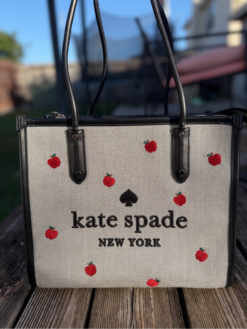 Kate Spade Ella Apple Tote - Picture 1 of 4